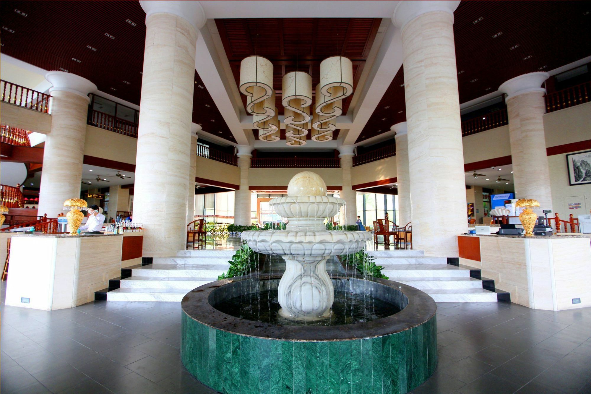 Sisuo Seaview Hotel Sanya Exterior photo